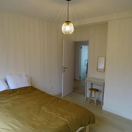 Cosy In In Free Parking Zone Apartment *